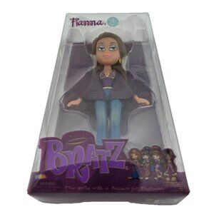 Mini Bratz Series 3 Fianna Formal‎ Funk Collectible Figure Fashion Girl Doll NEW